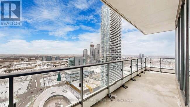 Building Photo - 950-3950 Portage Pkwy