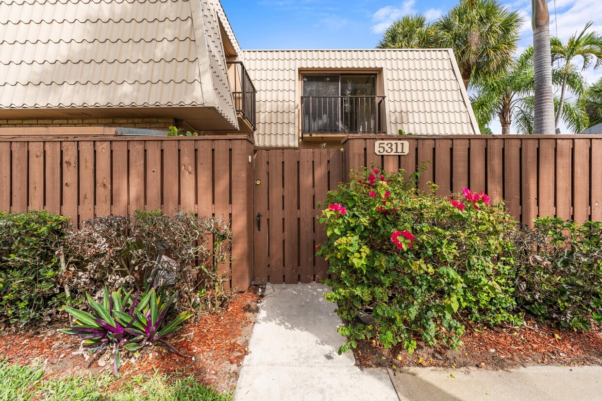 Foto principal - 5311 53rd Way