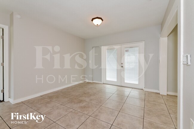 Foto del edificio - 3806 Southern Pkwy W