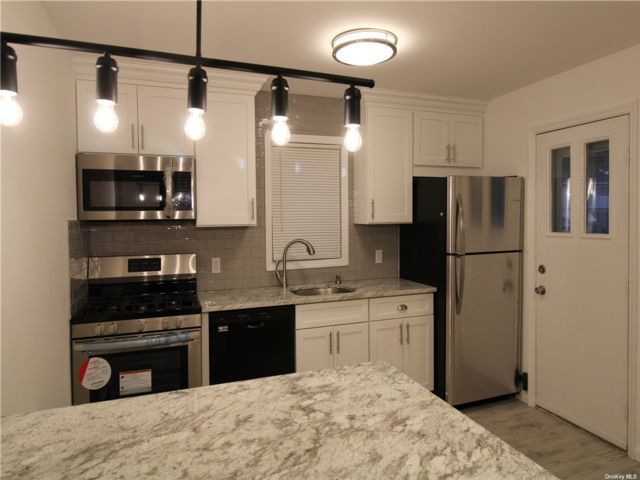 Foto del edificio - 36 Millwood Ln