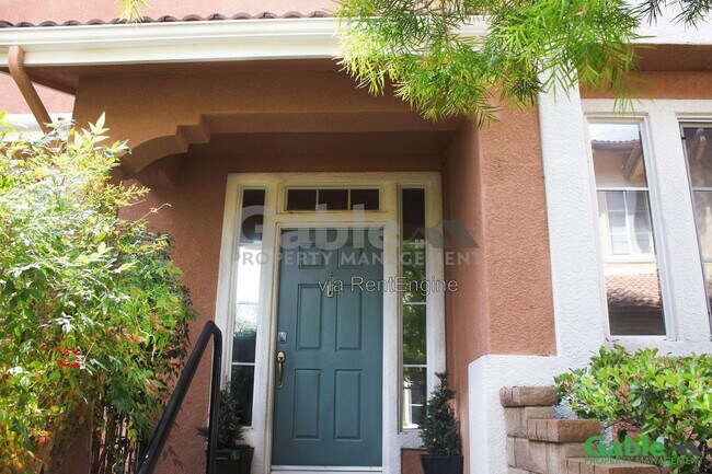 Building Photo - 24210 Amaryllis Ct