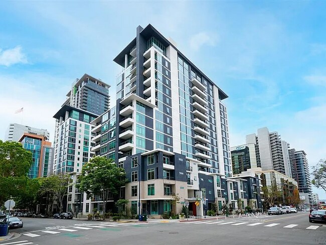 Foto del edificio - 425 W Beech St