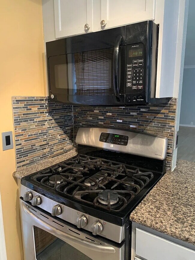 Foto del edificio - 400 N Sunrise Way