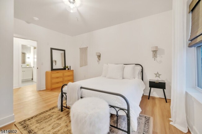 Foto del edificio - 308 Encampment Ct