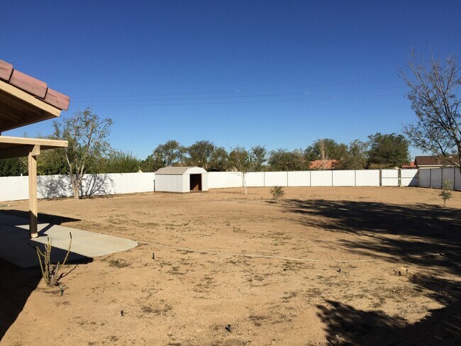 Foto del edificio - SOLAR!!! 3 BEDROOM NEWER HOME SOUTH OF BEA...