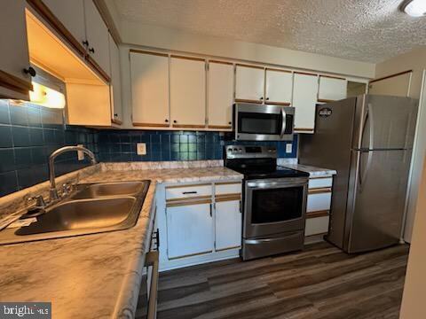 Foto del edificio - 8036 Abbey Ct