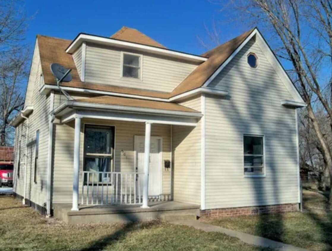 501 Morehead St, Moberly, MO 65270 House Rental in Moberly, MO