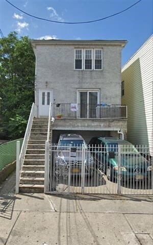 Primary Photo - 9 Leonard St