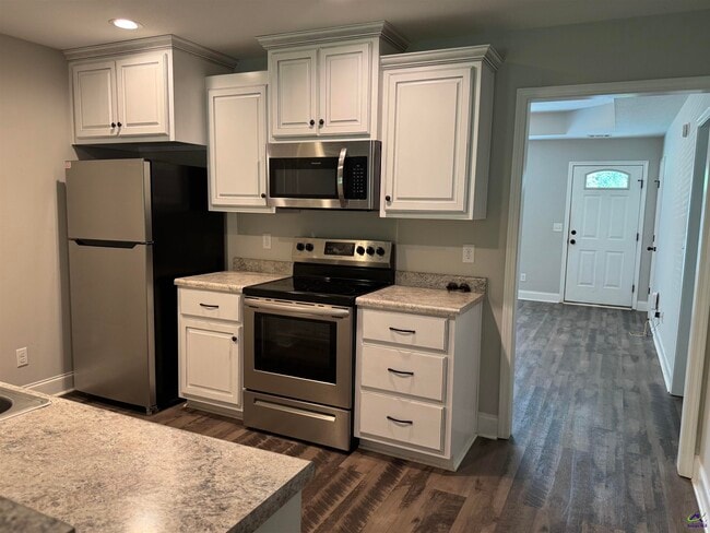 Building Photo - 322 Grayton Way