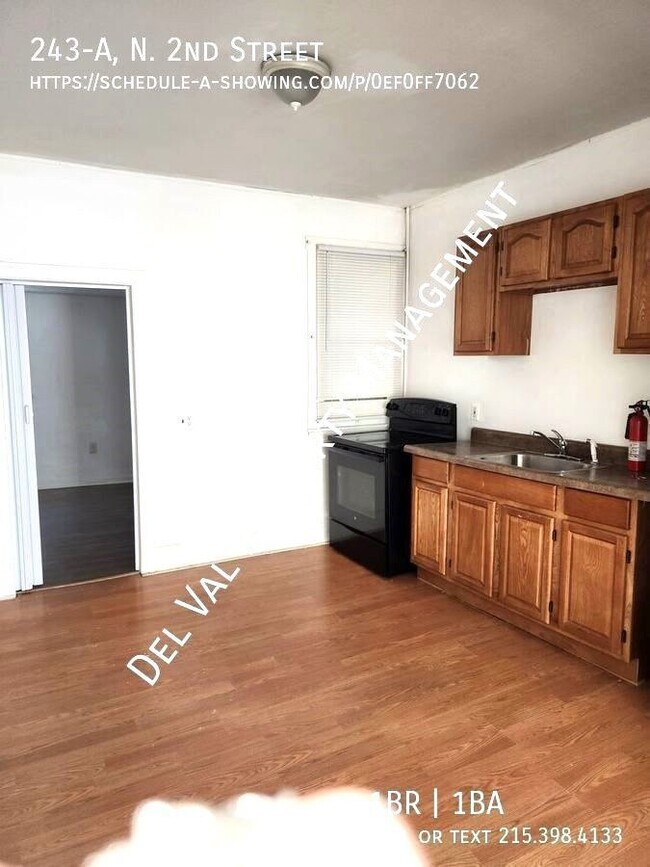Building Photo - Updated 1-Bedroom 1st FL Apartment For Ren...