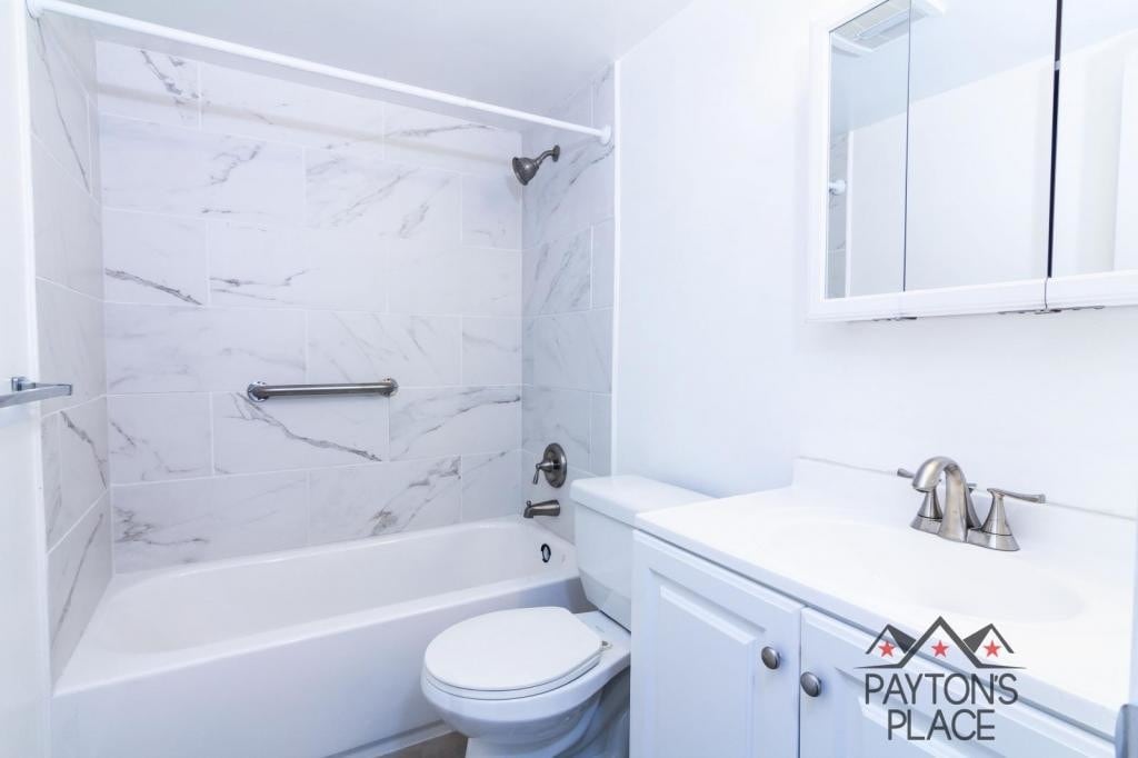 Foto principal - 7959 Riggs Rd #2
