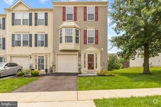 302 Fox Trail