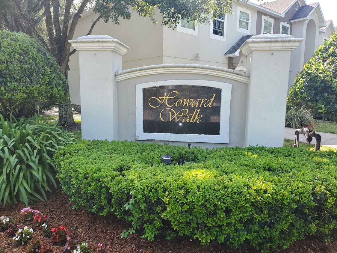 11693 Hickory Oak Dr, Jacksonville, FL 32218 House Rental in