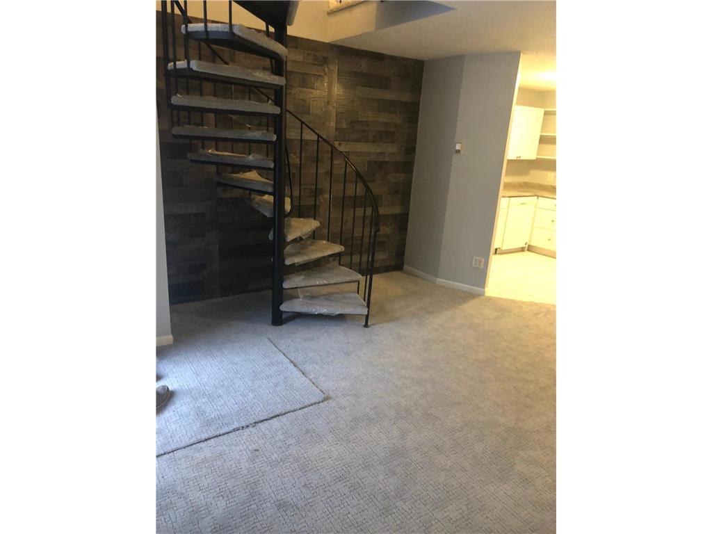 Foto del edificio - 7242 72nd Ln N