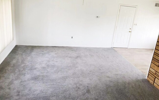 Photo - 63 Queens Bridge Rd House