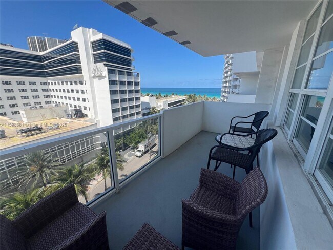 Foto del edificio - 100 Lincoln Rd