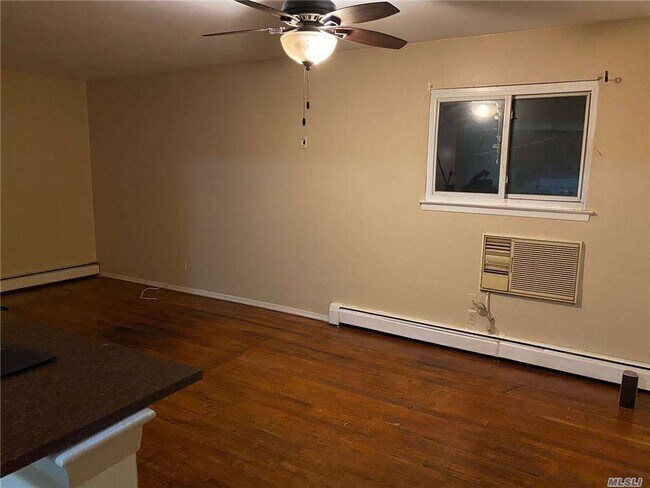 Building Photo - 70 Frankel Ave
