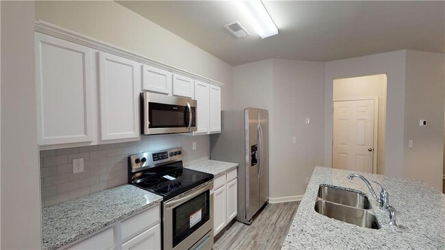 Building Photo - 4048 Kingsbrook Blvd