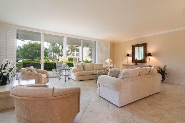Foto del edificio - 900 Island Dr