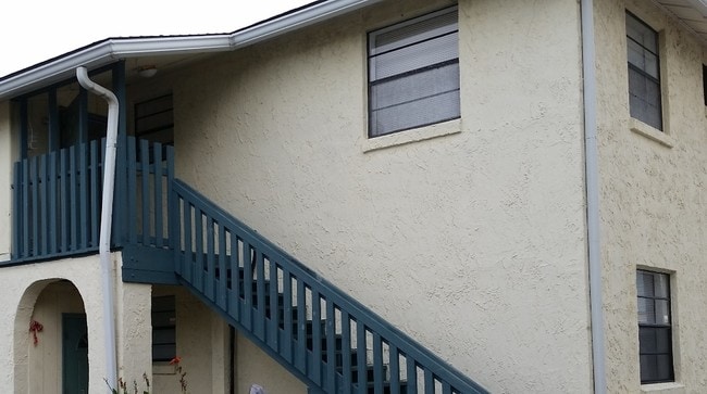 front entrance - 120 8th Ave S