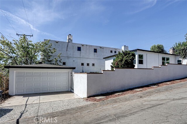 Foto del edificio - 3010 Laurel Ave