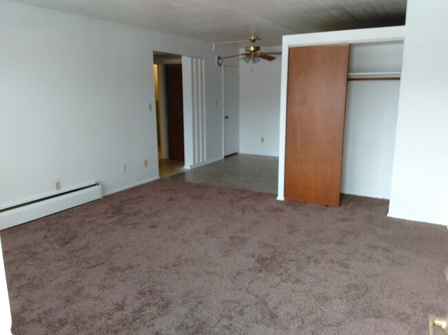 Foto del edificio - 9129 W National Ave