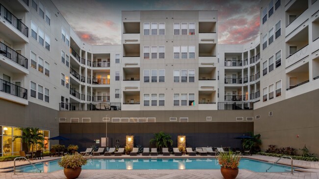 Foto del edificio - 100 W Grant St