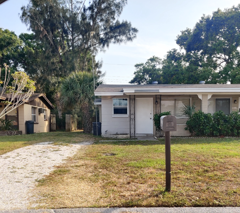 Primary Photo - 5010 98th Ave N
