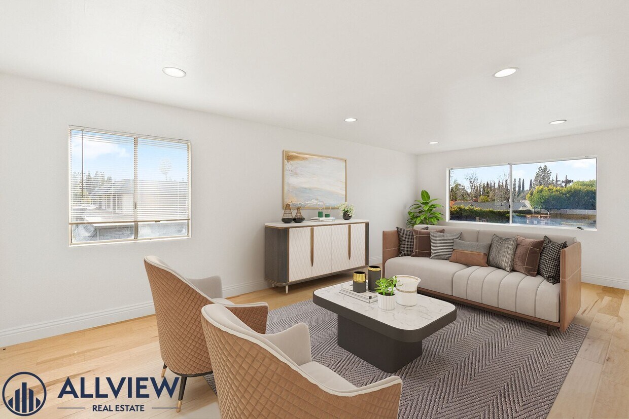 Foto principal - Renovated 2 Bedroom, 1 Bathroom Available ...