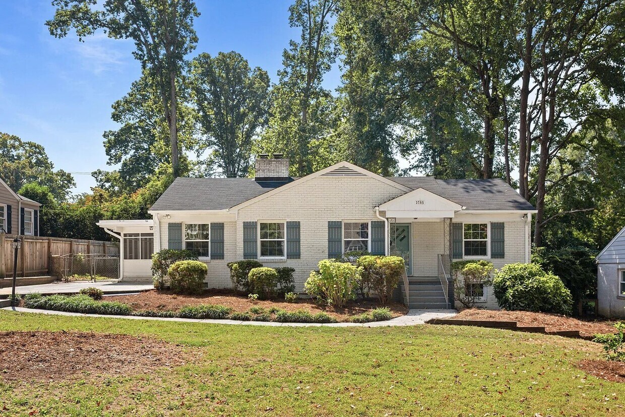 Primary Photo - 3 Bedroom with Full Basement Located off N Holden!