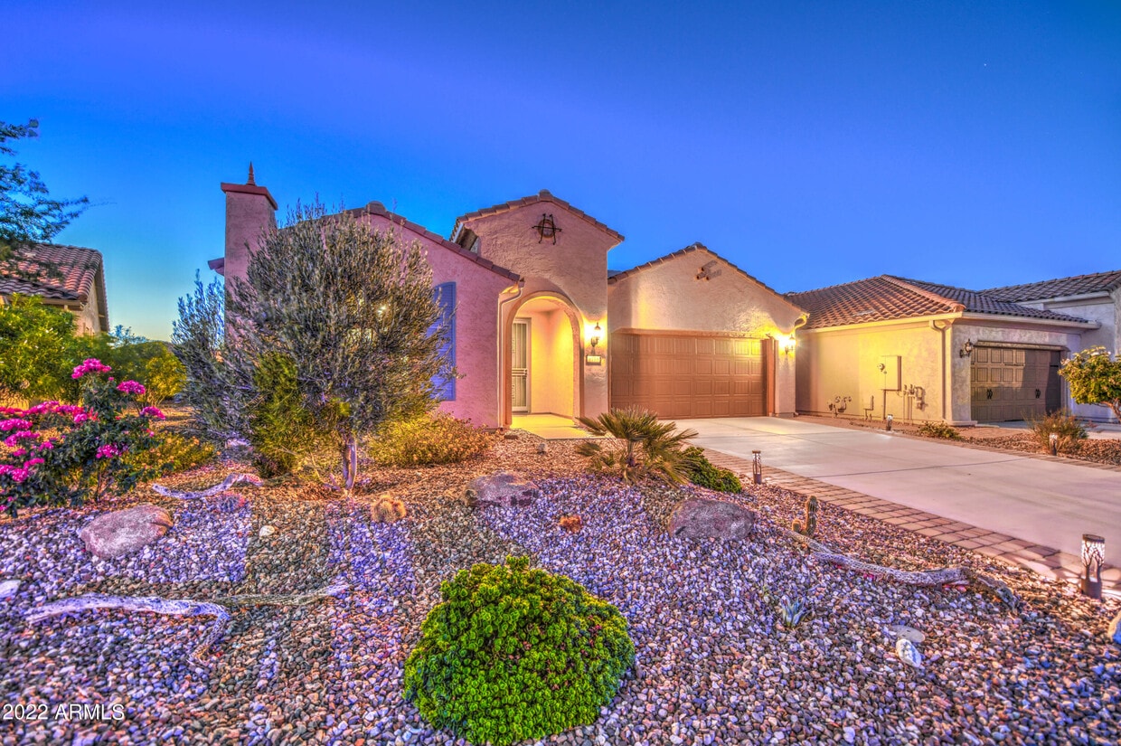 8188 W Cinder Brook Way, Florence, AZ 85132 House Rental in Florence