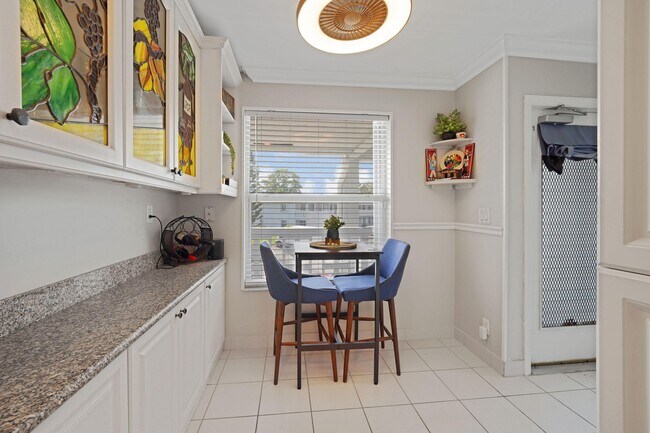 Foto del edificio - 2835 SW 13th St