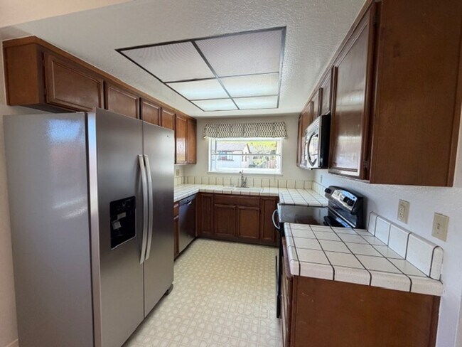 Foto del edificio - Gorgeous 4 Bed 3 bath