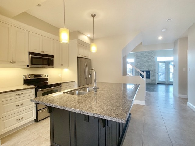 Building Photo - Beautiful 3 Bdrm in SUNNINGDALE * 2 Bath * AVAIL June 1