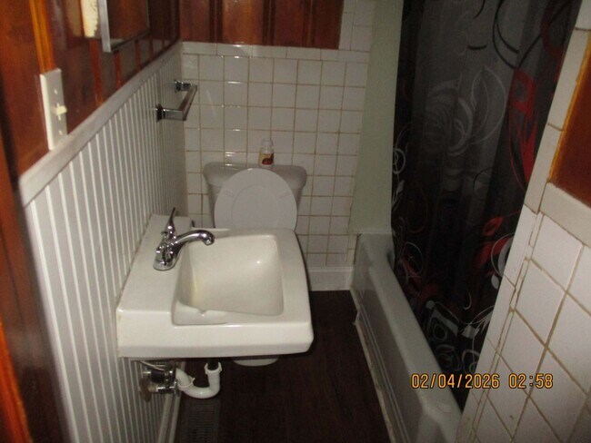 Foto del edificio - 1318 Gillespie Ave