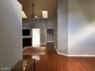 Foto del edificio - 2001 N Berwick Dr