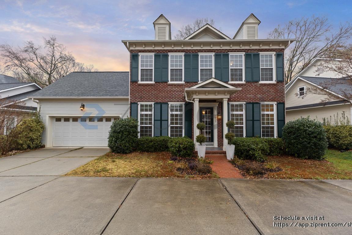 Foto principal - 1025 N Sharon Amity Rd