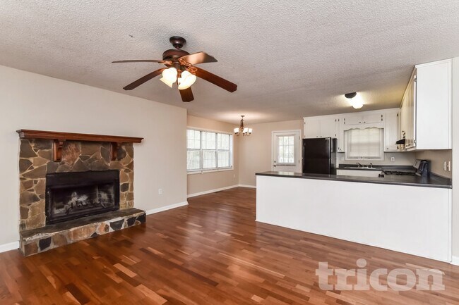 Foto del edificio - 230 Parkway Ct