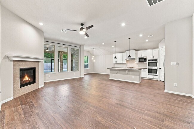 Foto del edificio - 7602 Mesquite Hill Ln