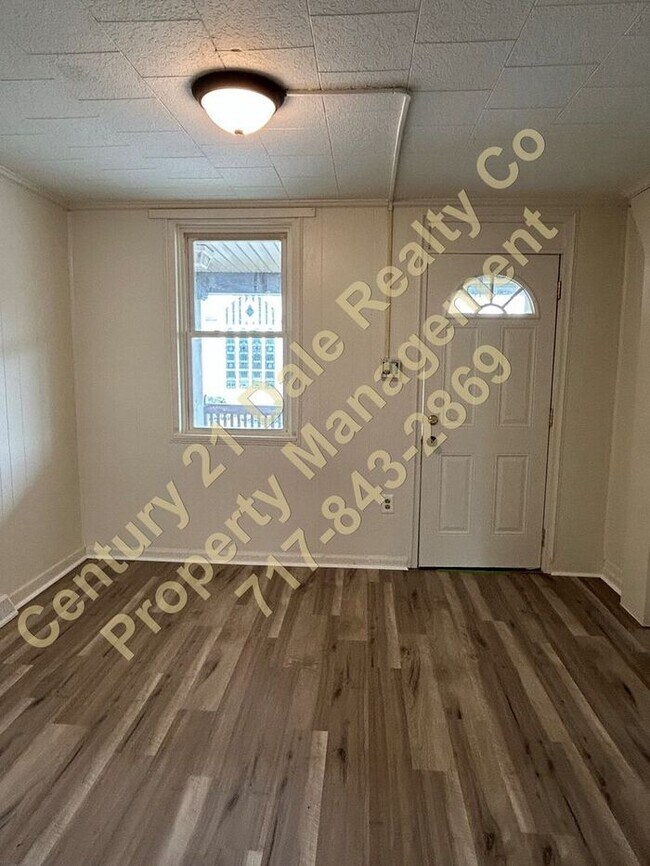 Foto del edificio - Beautifully Redone 3 Bedroom Home in North...