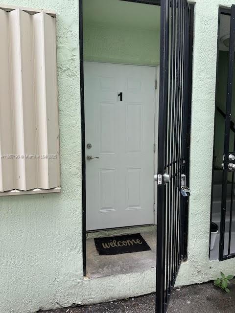 Foto del edificio - 220 NW 7th Ave