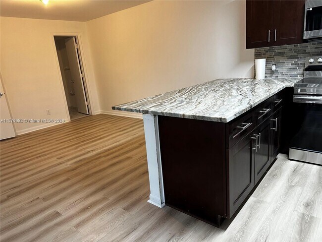 Building Photo - 2806 S University Dr