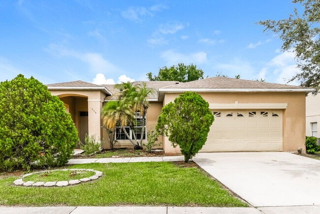 Building Photo - 556 Pinehurst Cove