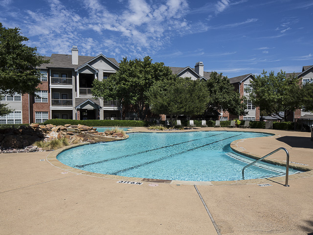 Landmark at Gleneagles Apartment Homes Rentals - Dallas, TX ...