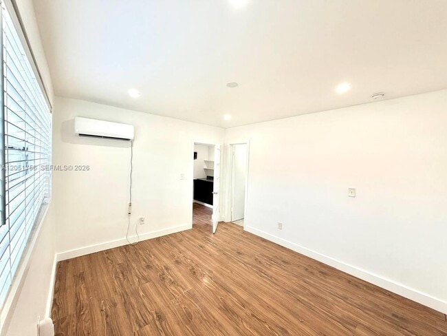 Building Photo - 1340 NW 191st St