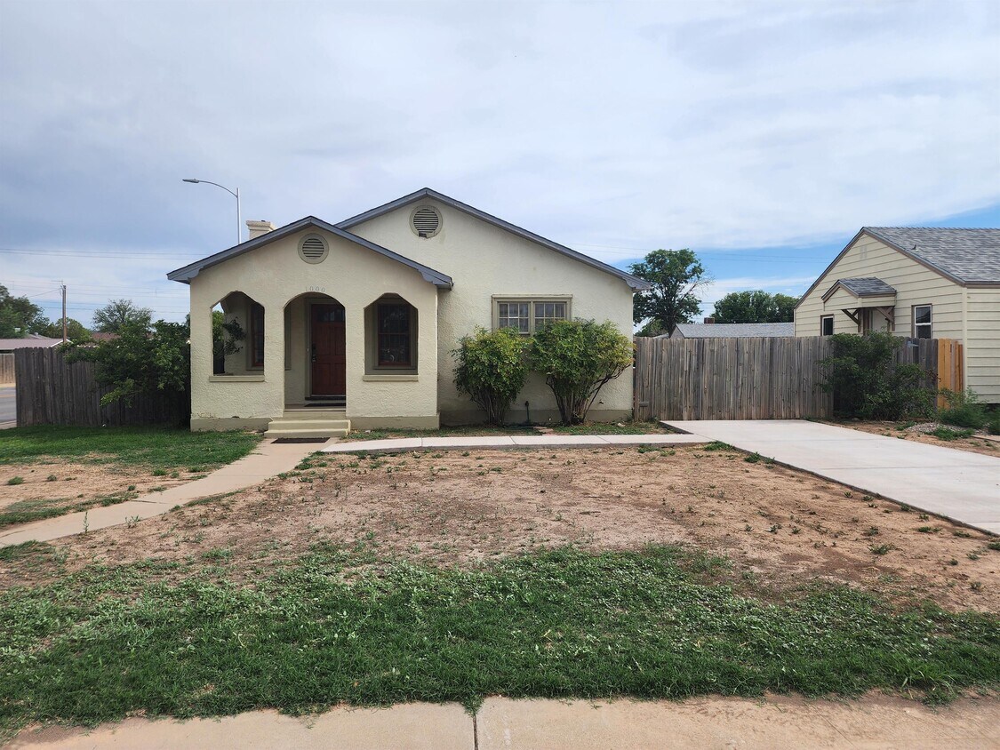 Foto principal - 1000 W Deming St
