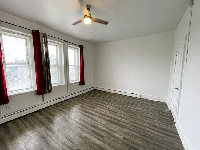 Photo - 1313 W Allegheny Ave Apartment