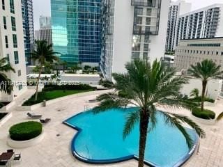 Foto principal - 300 S Biscayne Blvd