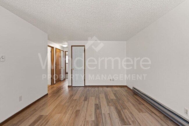 Foto del edificio - 816 W Cleveland Ave
