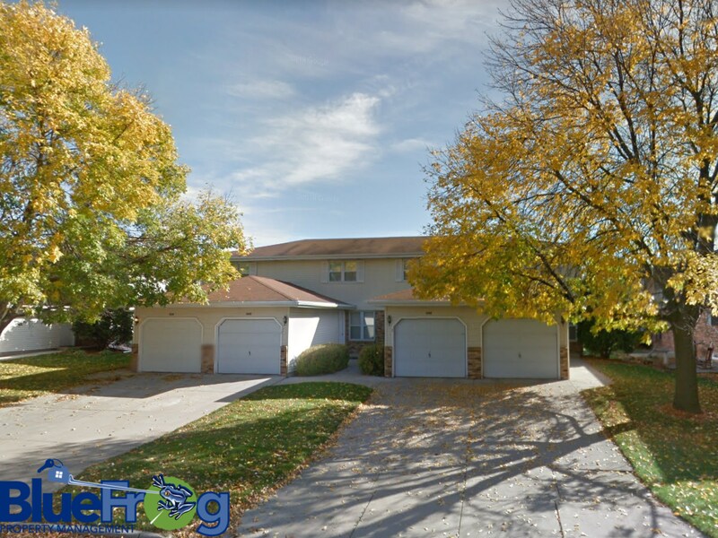 13361342 Honeysuckle Ln, Neenah, WI 54956 Condo for Rent in Neenah